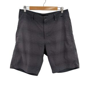 Travis Mathew men's golf shorts size 32 grey plaid pockets summer stretch